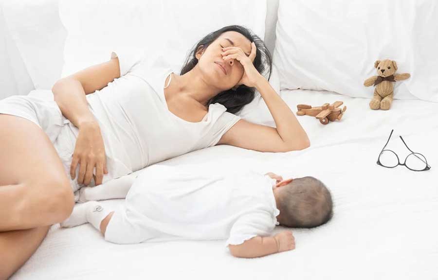 Breastfeeding and Sleep Training. Sleep Struggle
