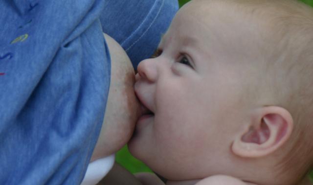 Teething and Breastfeeding