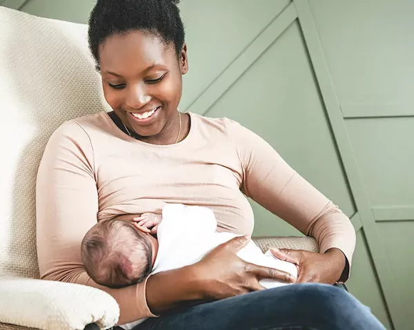 Bright Smile While Breastfeeding. teeth whitening while breastfeeding